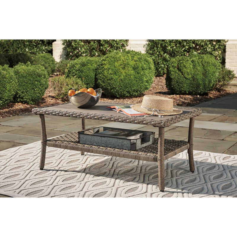 Signature Design by Ashley Clear Ridge P361 4 pc Outdoor Seating Set IMAGE 4