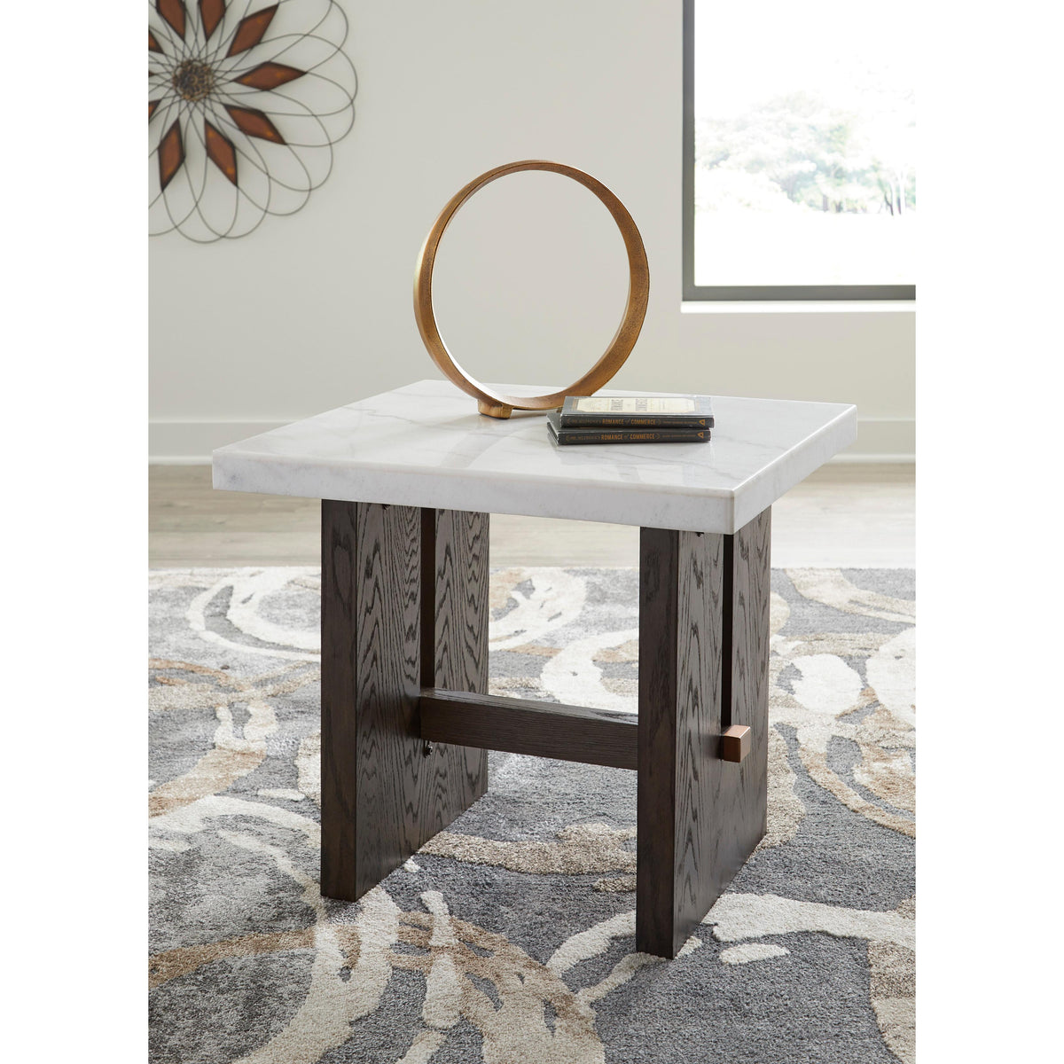 テツエリ Signature Design by Ashley Burkhaus T779T1 Coffee Table and 2 Ends