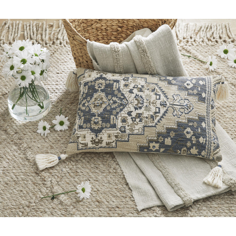 Signature Design by Ashley Decorative Pillows Decorative Pillows A1001035 IMAGE 4