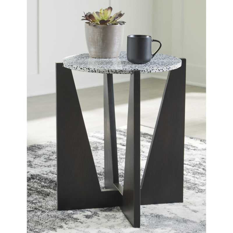 Signature Design by Ashley Occasional Tables Accent Tables A4000616 IMAGE 4