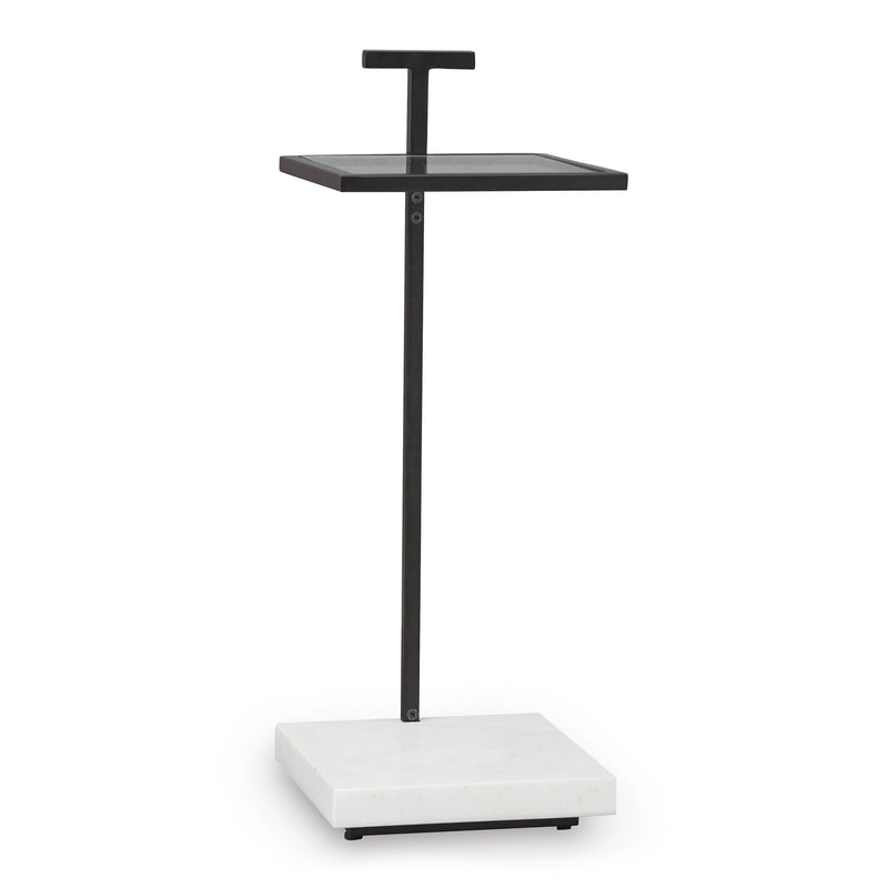 Signature Design by Ashley Occasional Tables Accent Tables A4000630 IMAGE 1