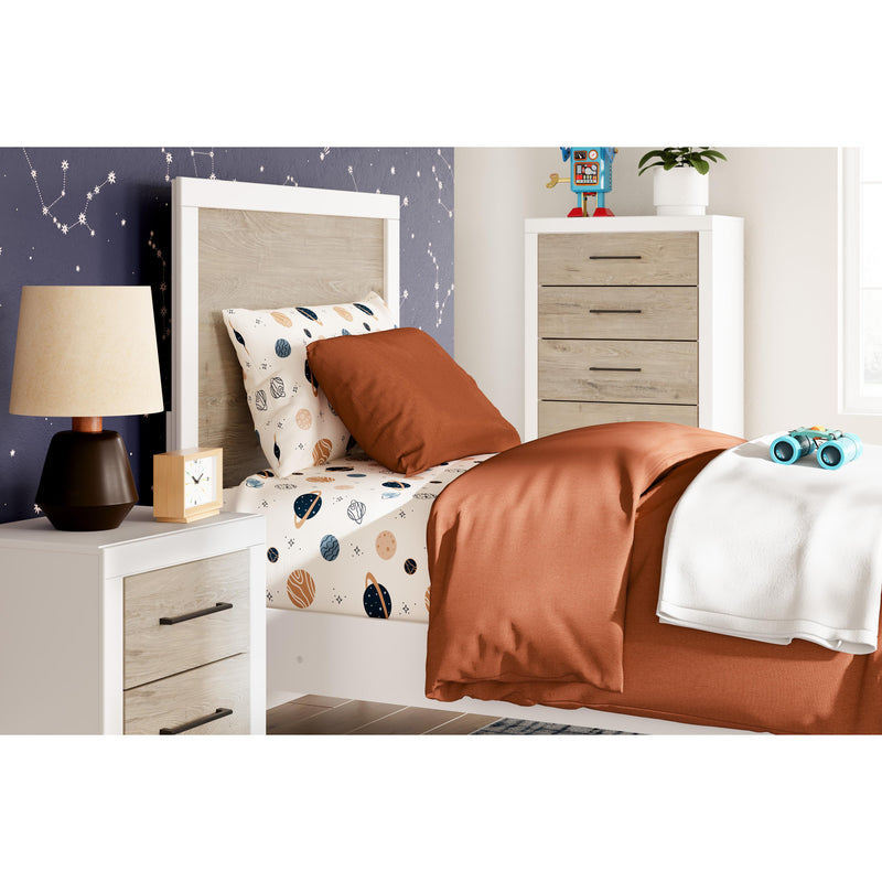 Signature Design by Ashley Charbitt Chest B2035-46 IMAGE 12