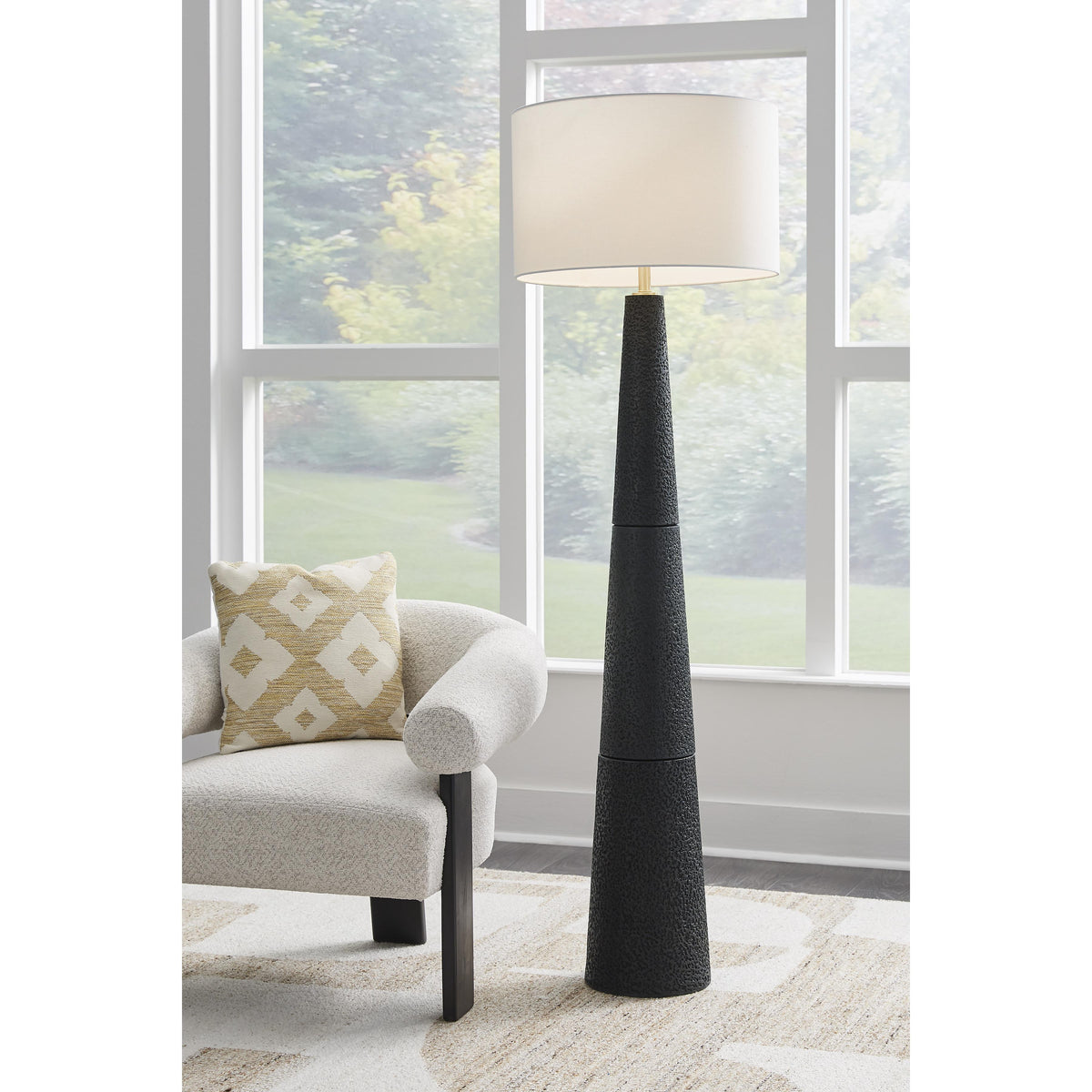 Signature Design by Ashley Hallburg L235761 Poly Floor Lamp