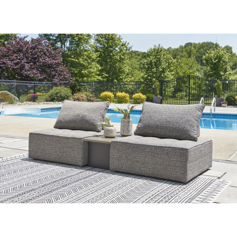 Signature Design by Ashley Outdoor Seating Sectionals P160-703/P160-821/P160-821 IMAGE 2