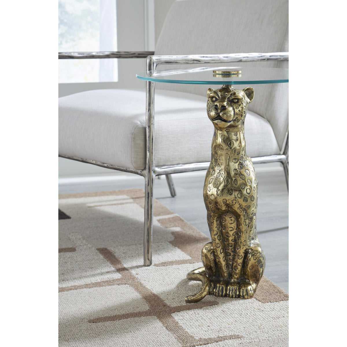 Signature Design by Ashley Vallain A4000605 Accent Table