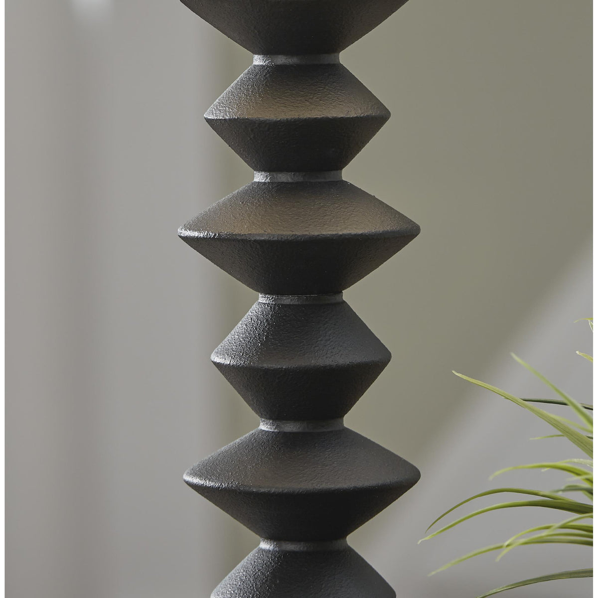 Signature Design by Ashley Luanndon L235783 Poly Buffet Lamp