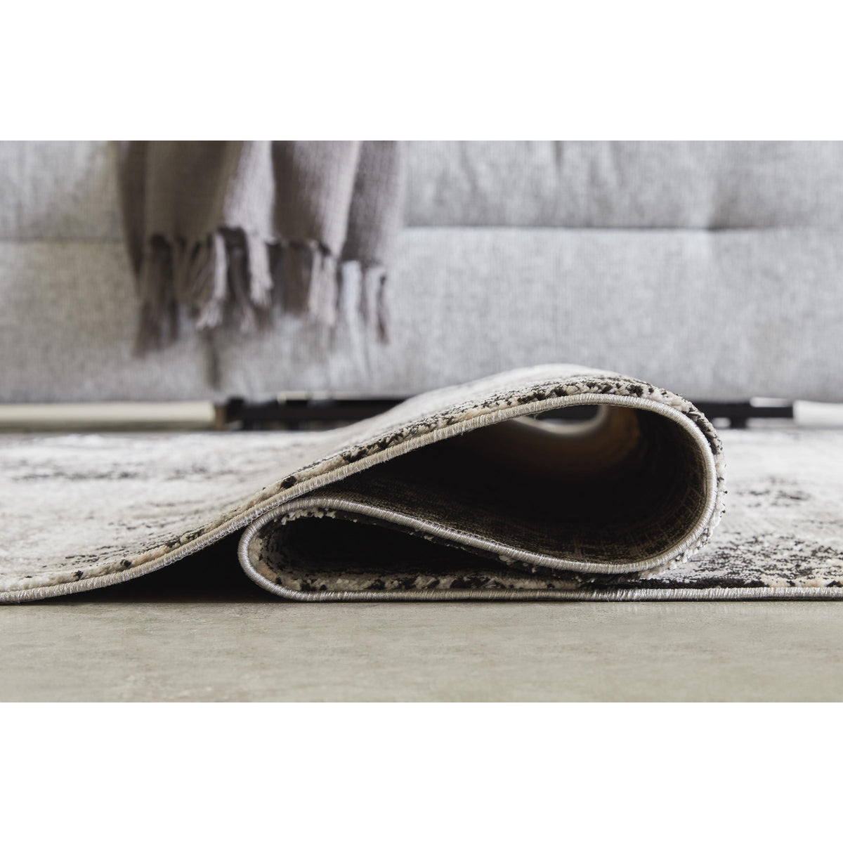Signature Design by Ashley Langwell R406781 Large Rug