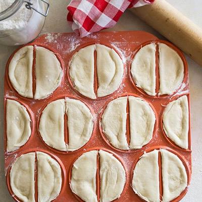 Hunky Bills Kitchen Tools and Accessories Cookie and Pasta Accessories BIG Perogie Maker IMAGE 3