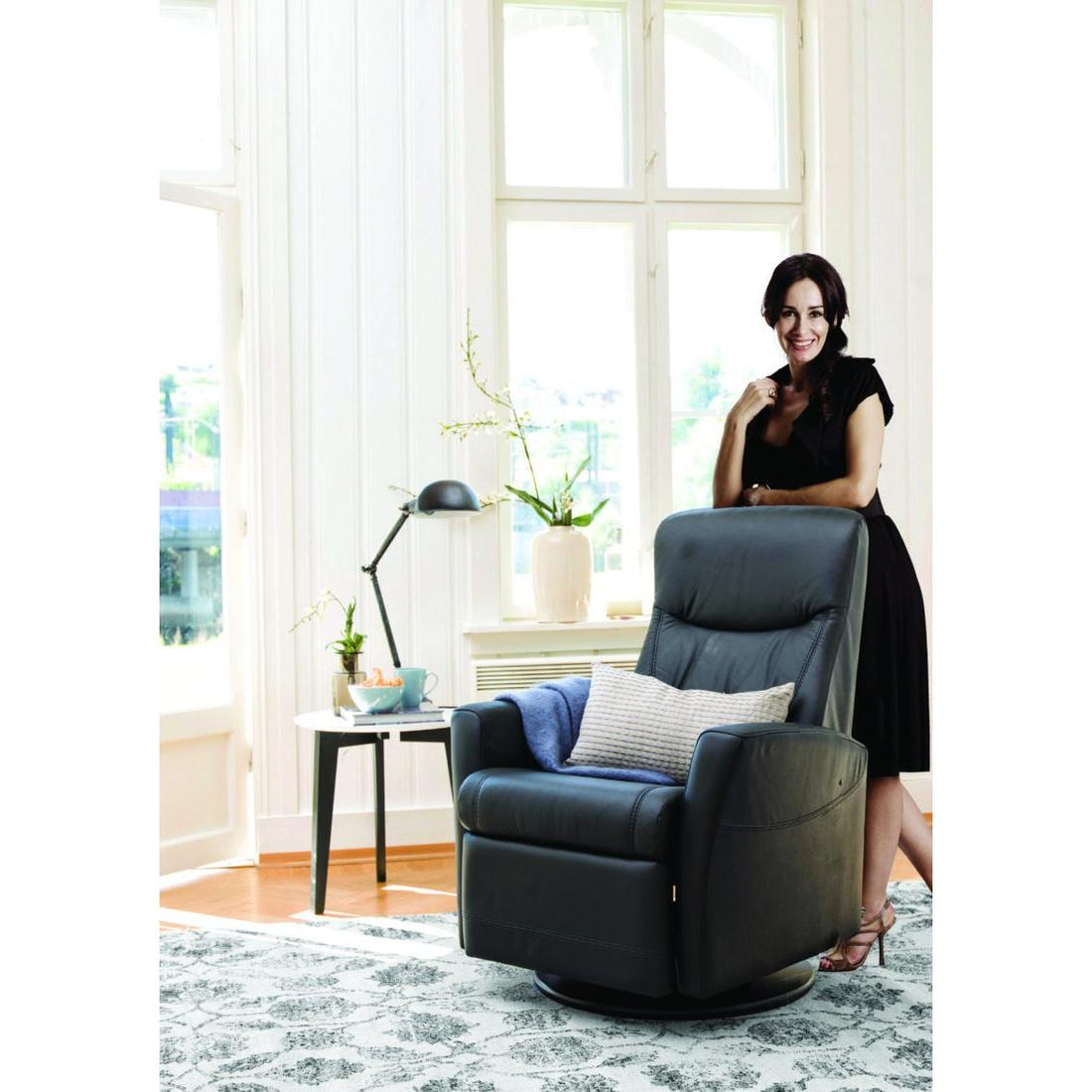 Fjords of Norway Oslo Swivel Glider Leather Recliner Oslo