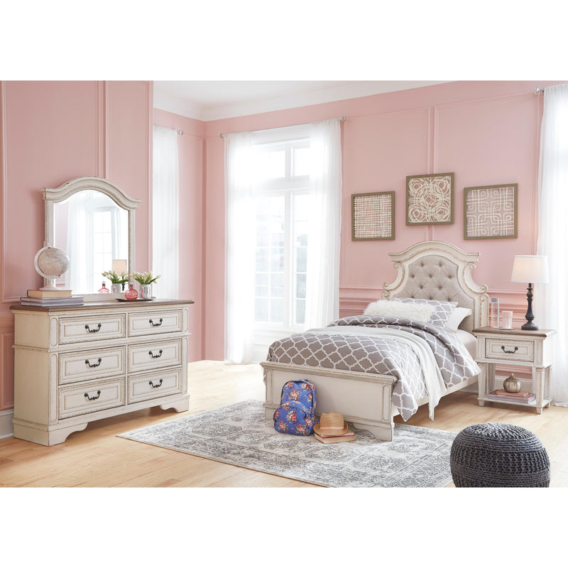 Signature Design by Ashley Realyn 6-Drawer Kids Dresser with Mirror B743-21/B743-26 IMAGE 10