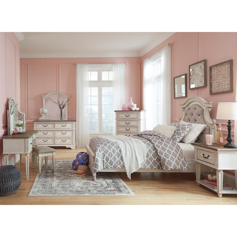 Signature Design by Ashley Realyn 6-Drawer Kids Dresser with Mirror B743-21/B743-26 IMAGE 5