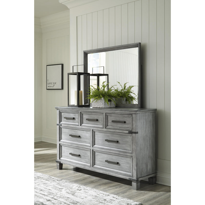 Signature Design by Ashley Russelyn 7-Drawer Dresser with Mirror B772-31/B772-36 IMAGE 2